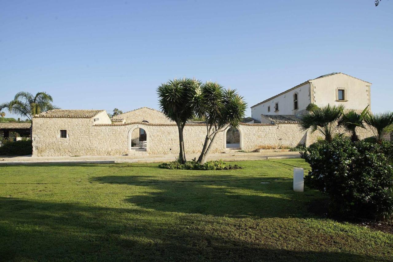 Torre Dantona Country Suites Pozzallo Eksteriør billede