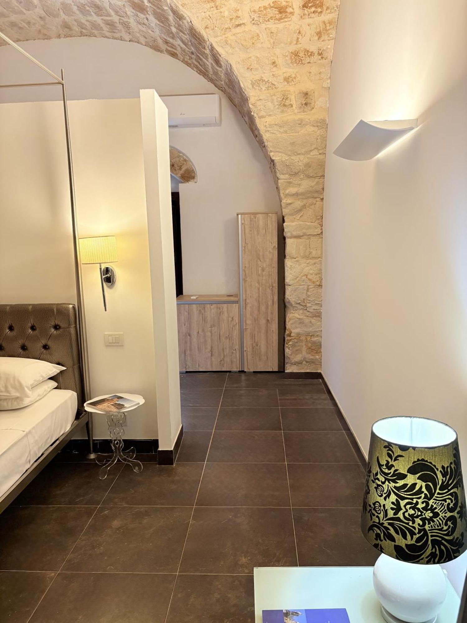 Torre Dantona Country Suites Pozzallo Eksteriør billede
